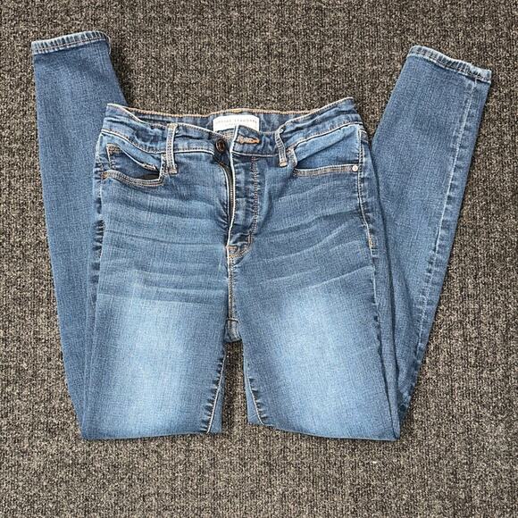 Social Standard By Sanctuary Denim - Social Standard by Sanctuary High Rise Skinny Jeans - 4/27